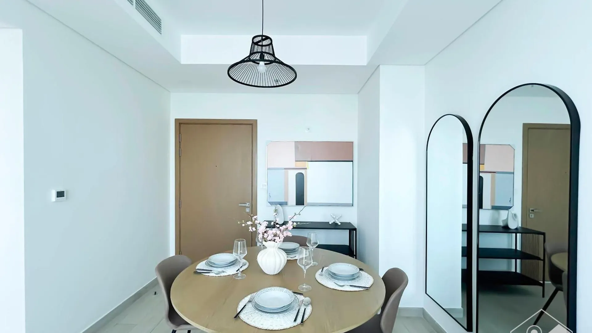 Luxury One Bedroom With Balcony & Partial Burj Khalifa View Dubai United Arab Emirates