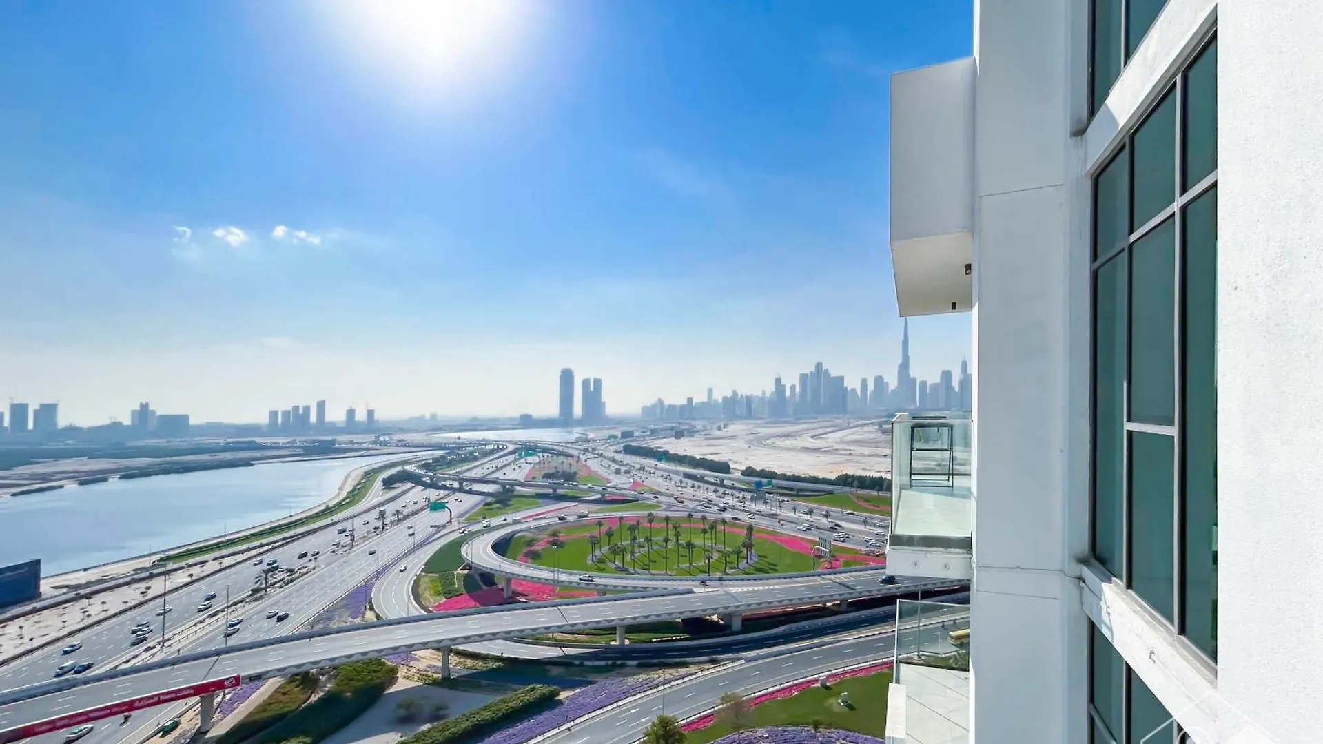 Luxury One Bedroom With Balcony & Partial Burj Khalifa View Dubai United Arab Emirates